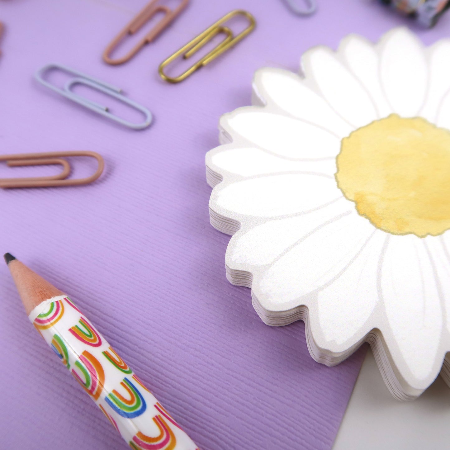 Daisy Shaped Memopad - Stationery
