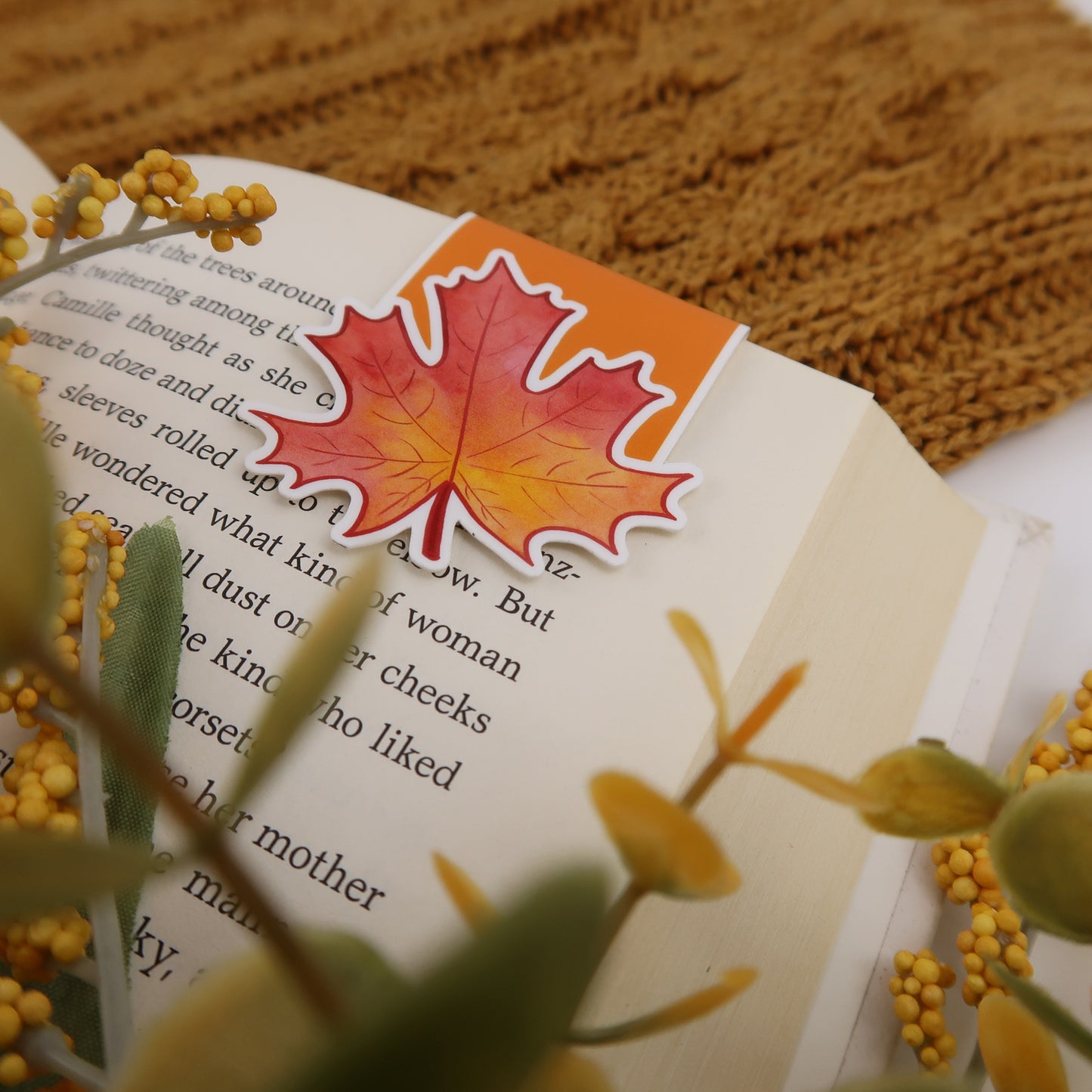 Red Maple Leaf - Magnetic Bookmark