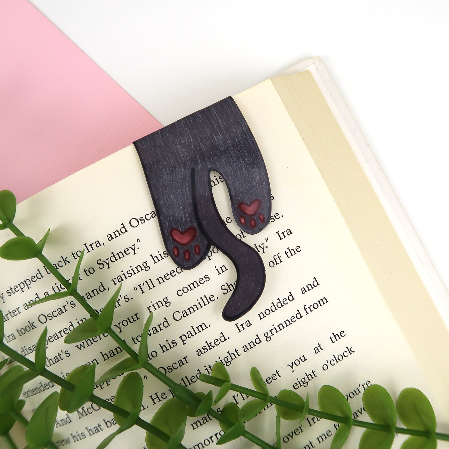 Black Cat Foldover - Magnetic Bookmark