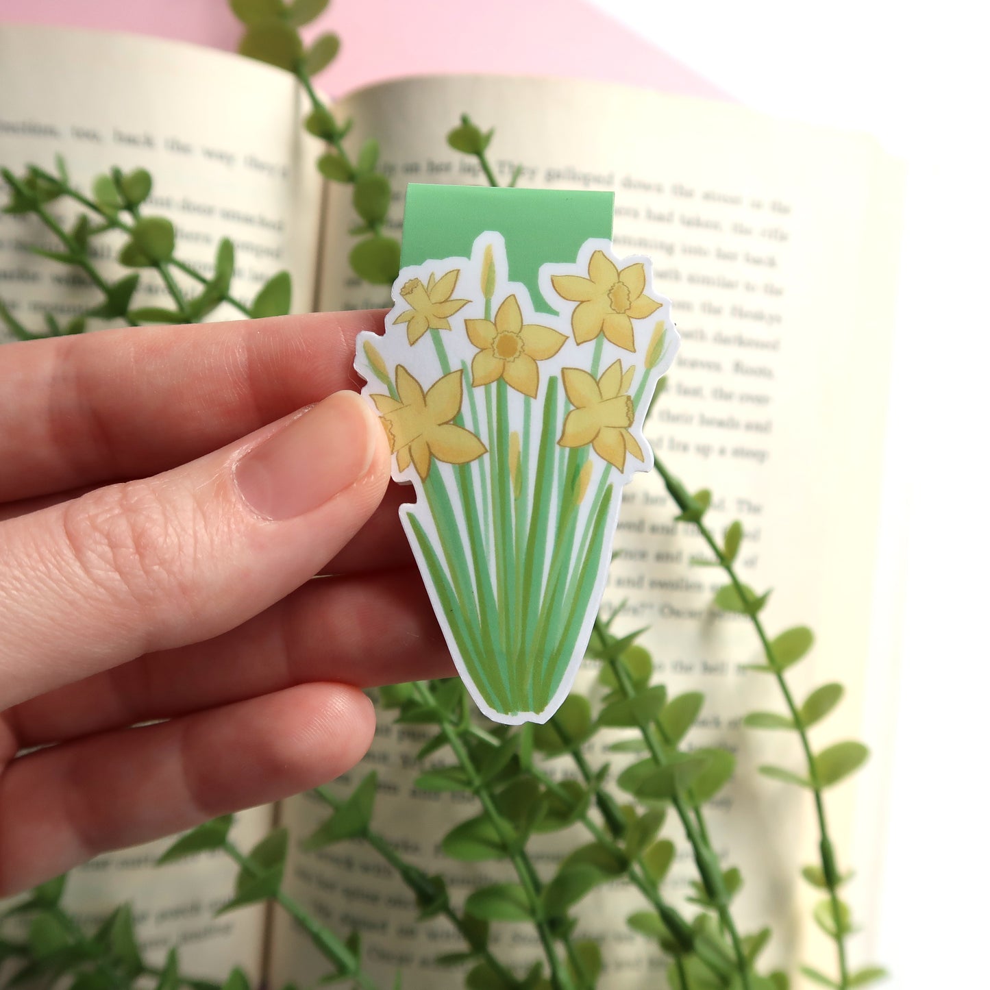 Daffodil Flowers - Magnetic Bookmark