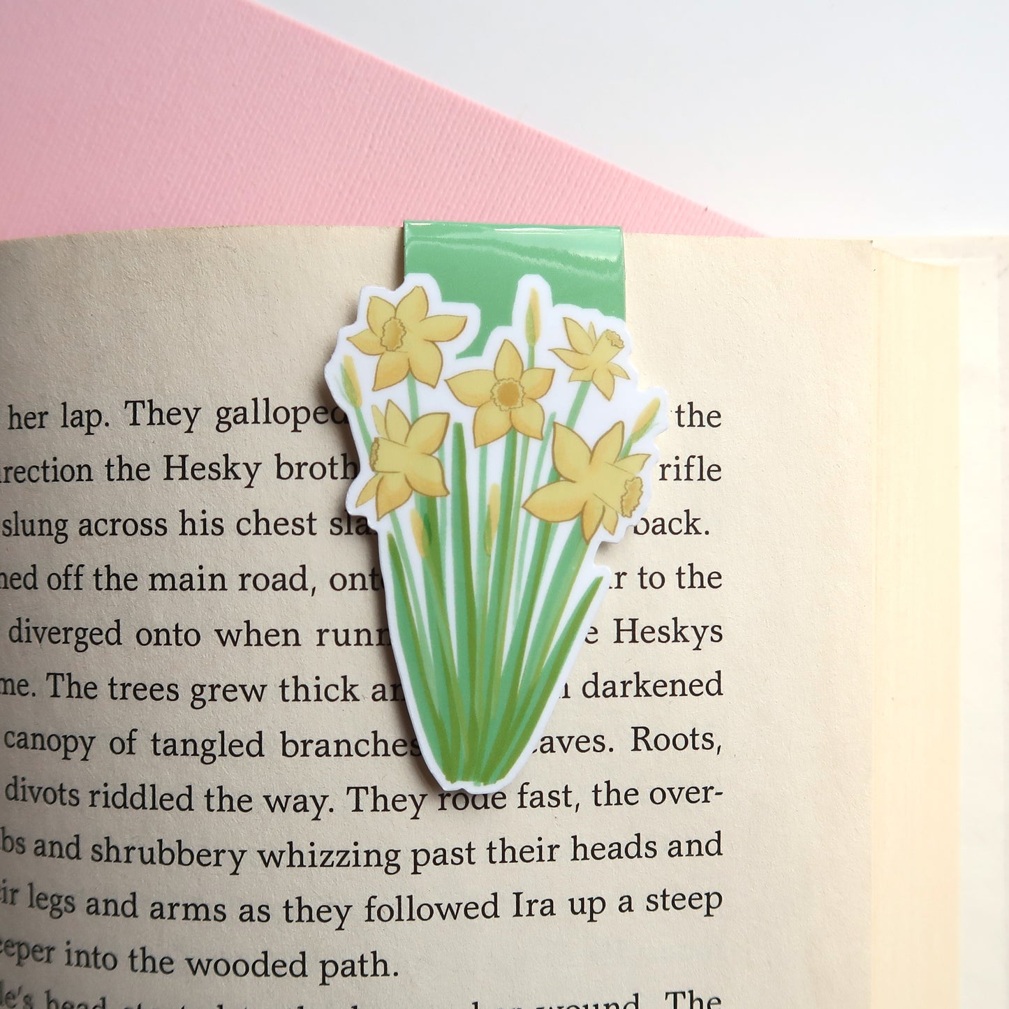 Daffodil Flowers - Magnetic Bookmark