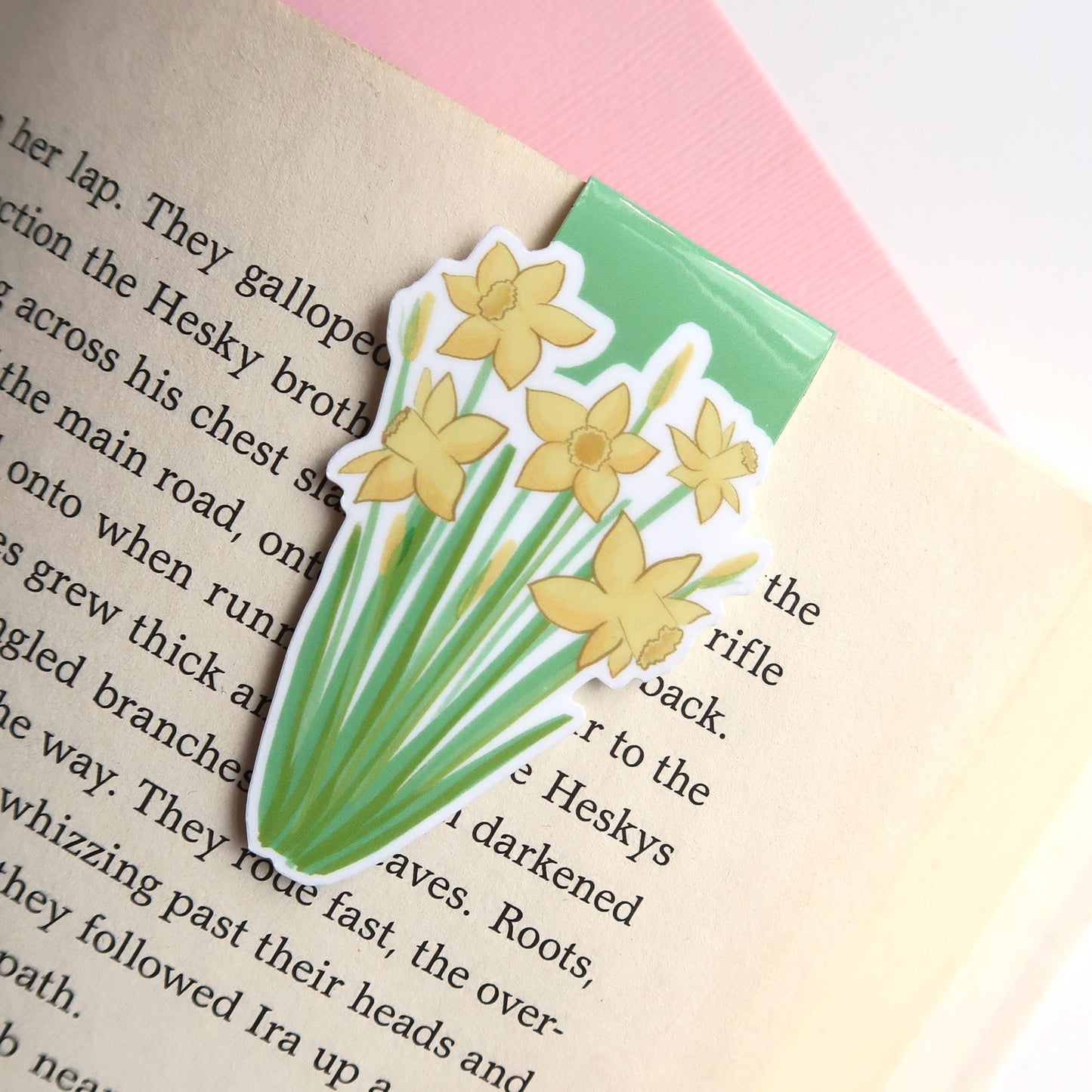Daffodil Flowers - Magnetic Bookmark