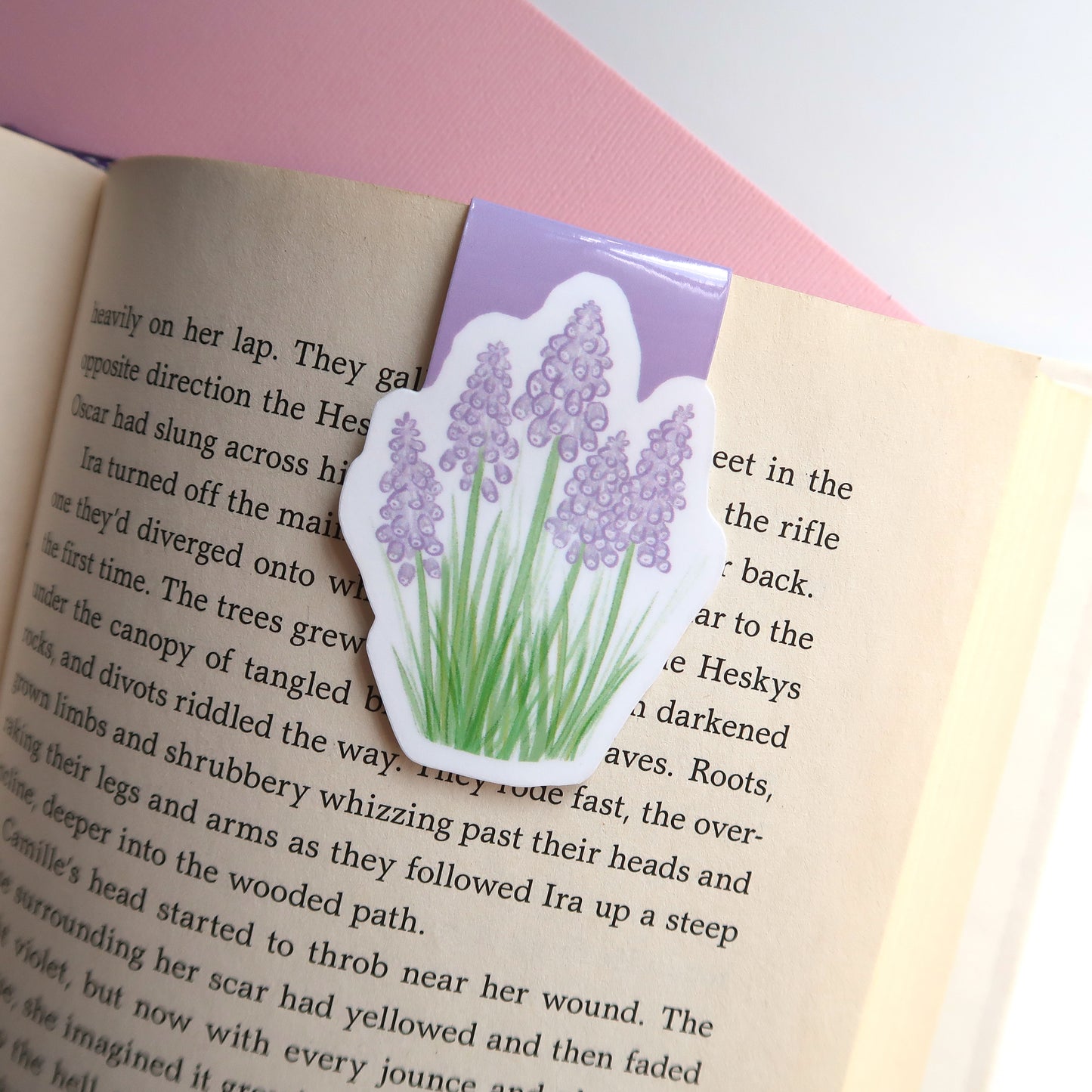 Grape Hyacinth Flowers - Magnetic Bookmark