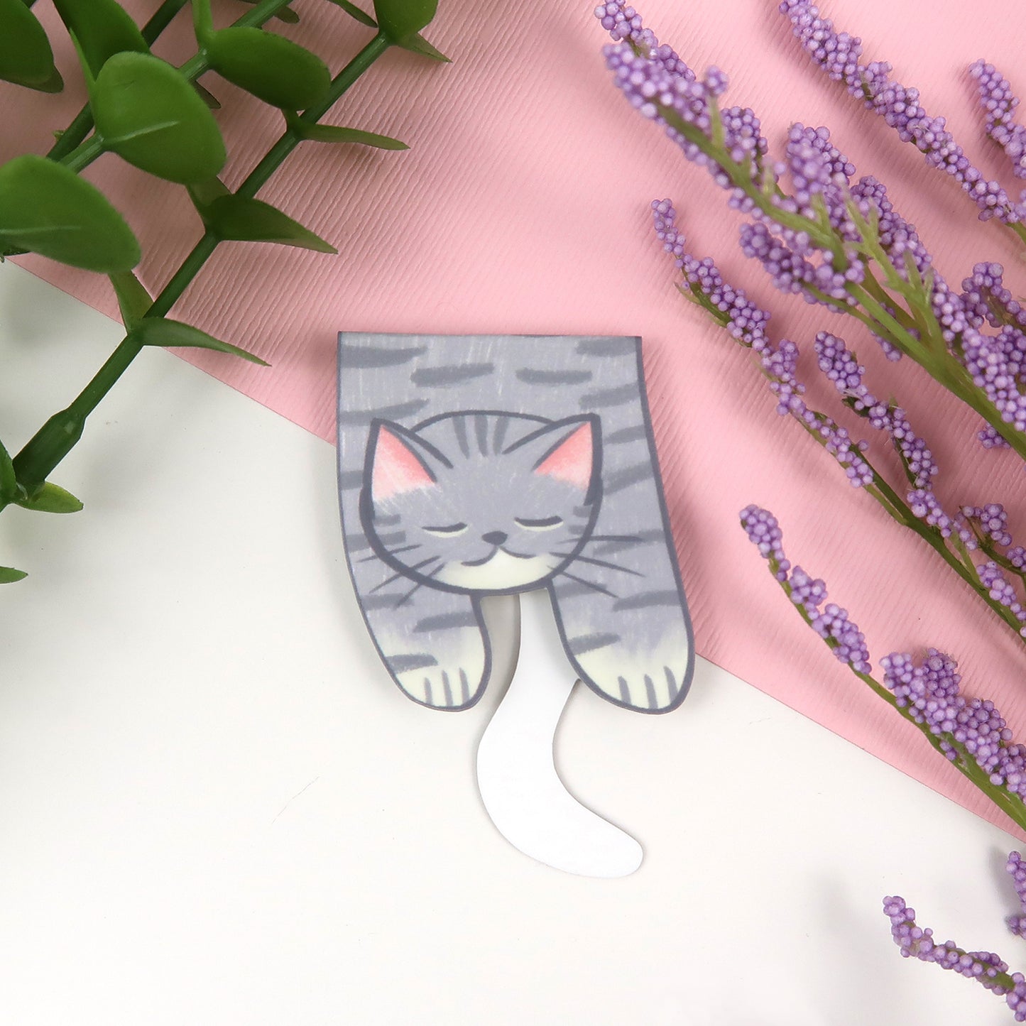 Gray Tabby Foldover - Magnetic Bookmark