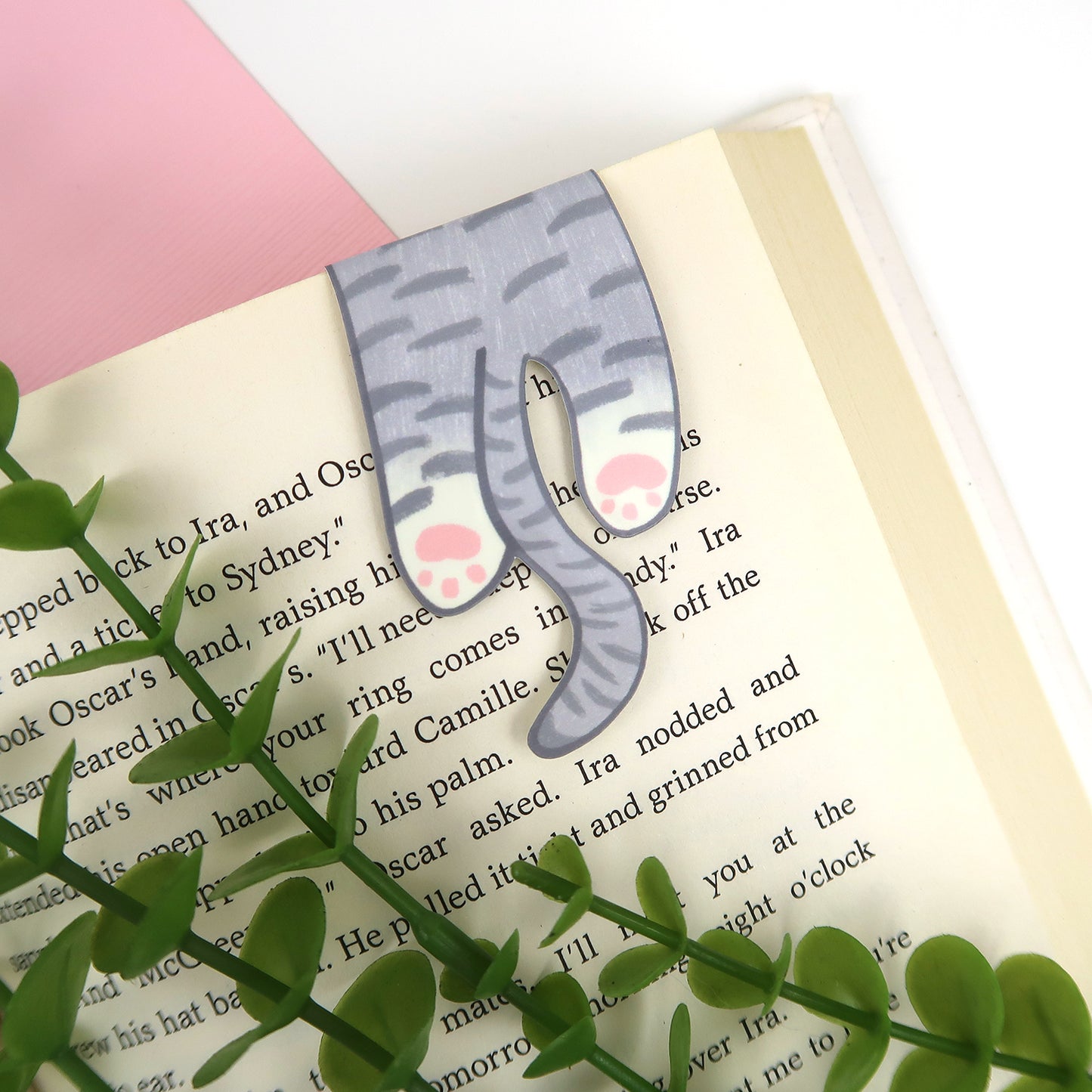 Gray Tabby Foldover - Magnetic Bookmark
