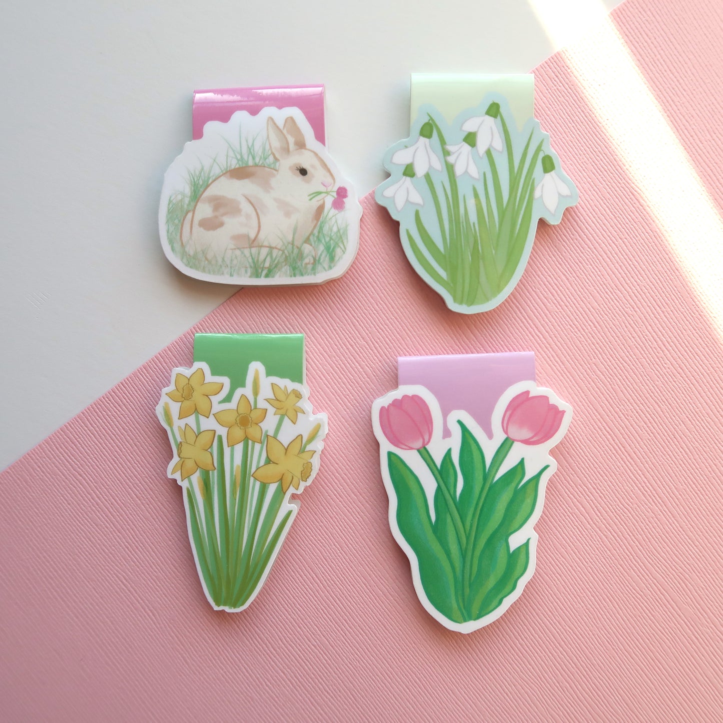 Clover Bunny - Magnetic Bookmark