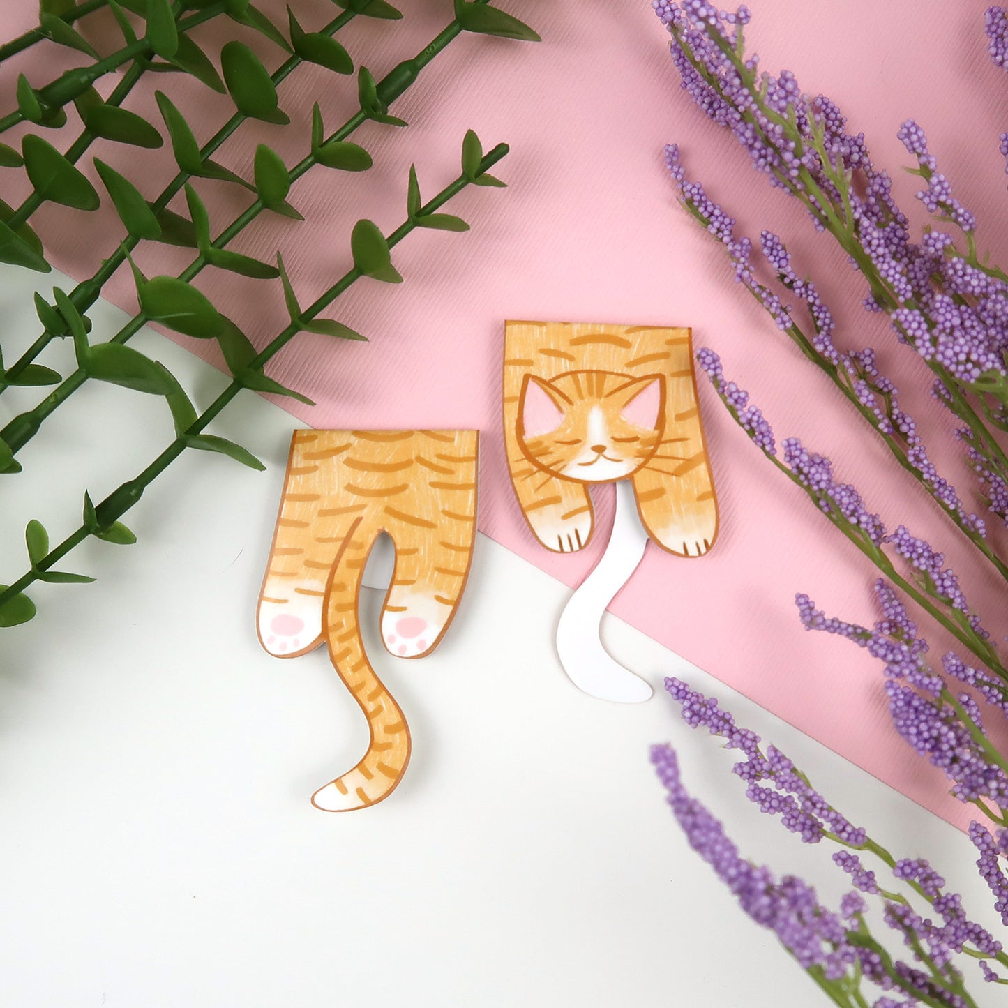 Orange Tabby Foldover - Magnetic Bookmark