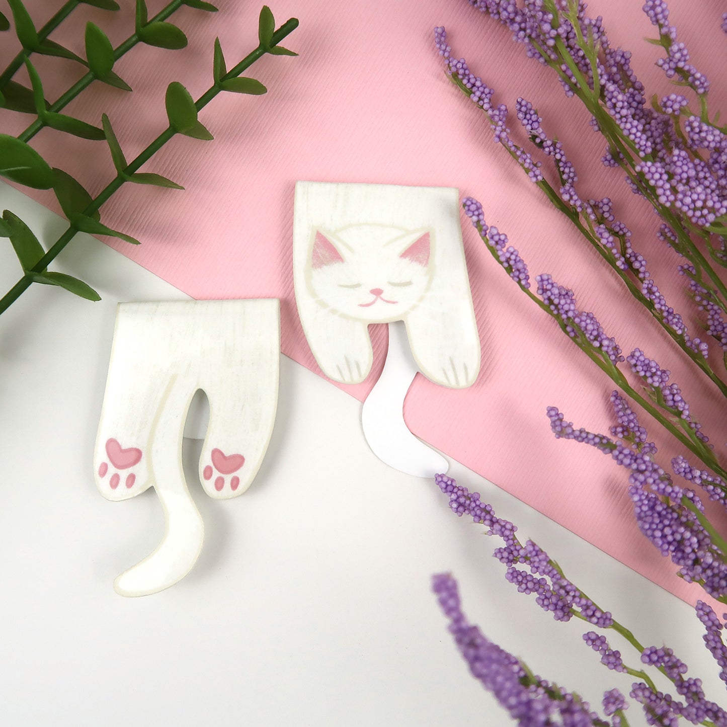 White Cat Foldover - Magnetic Bookmark