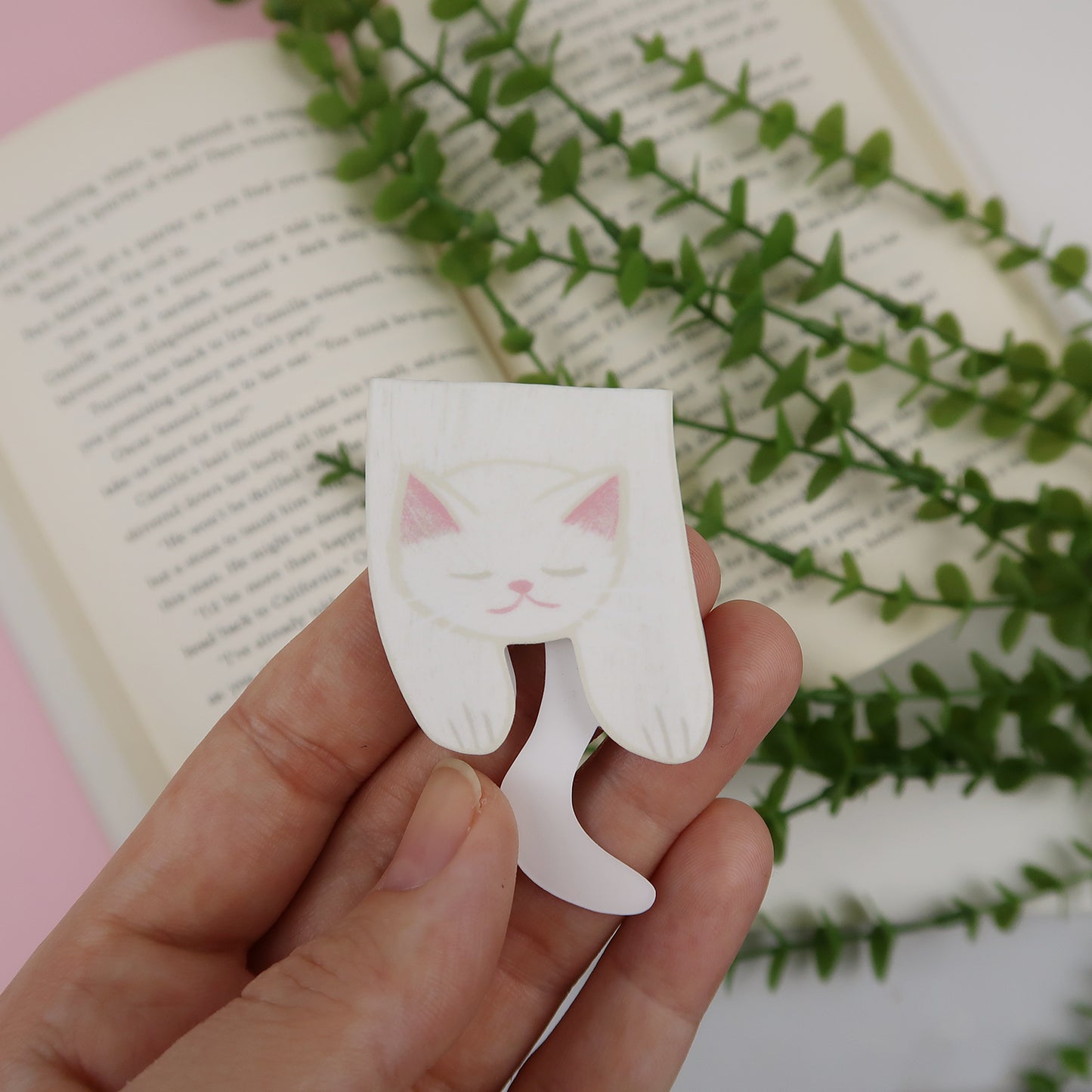 White Cat Foldover - Magnetic Bookmark