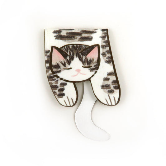 White and Brown Tabby Cat Foldover - Magnetic Bookmark