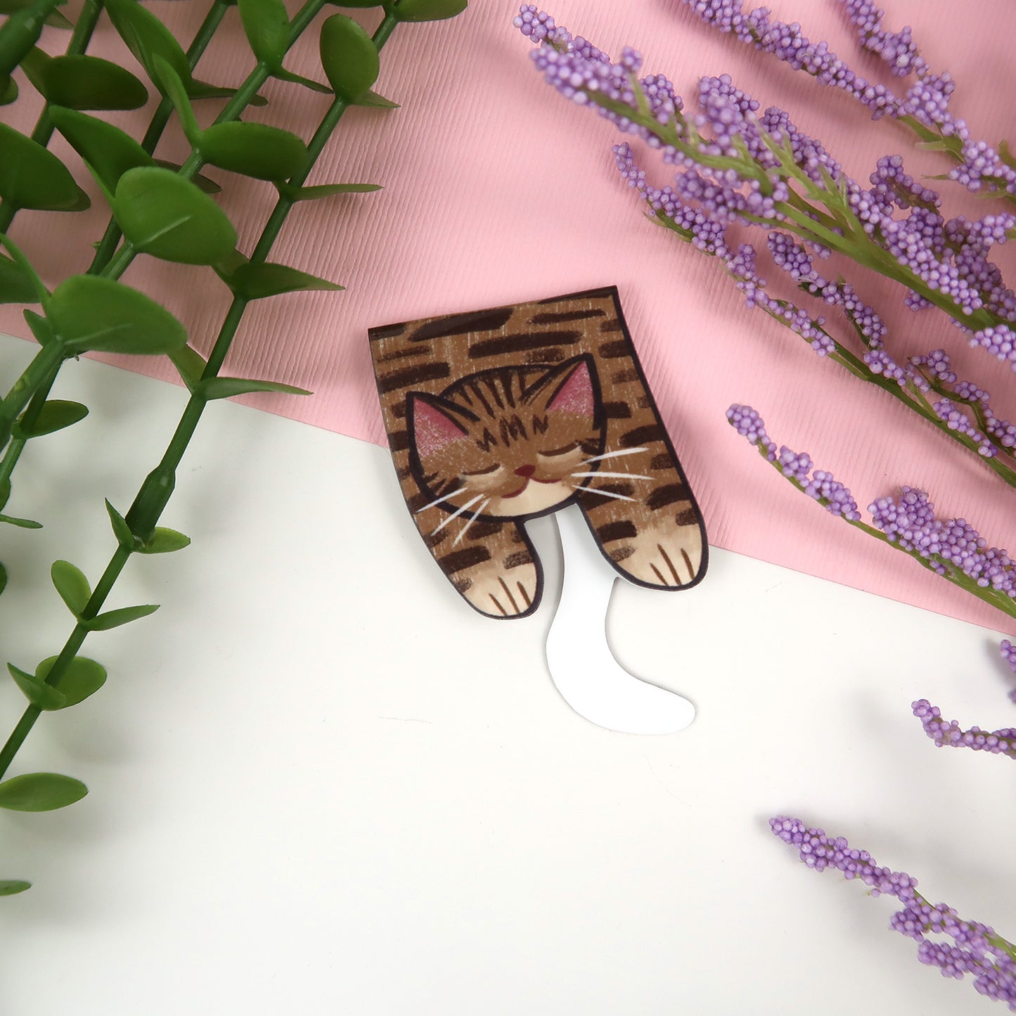 Brown and Black Tabby Cat Foldover - Magnetic Bookmark