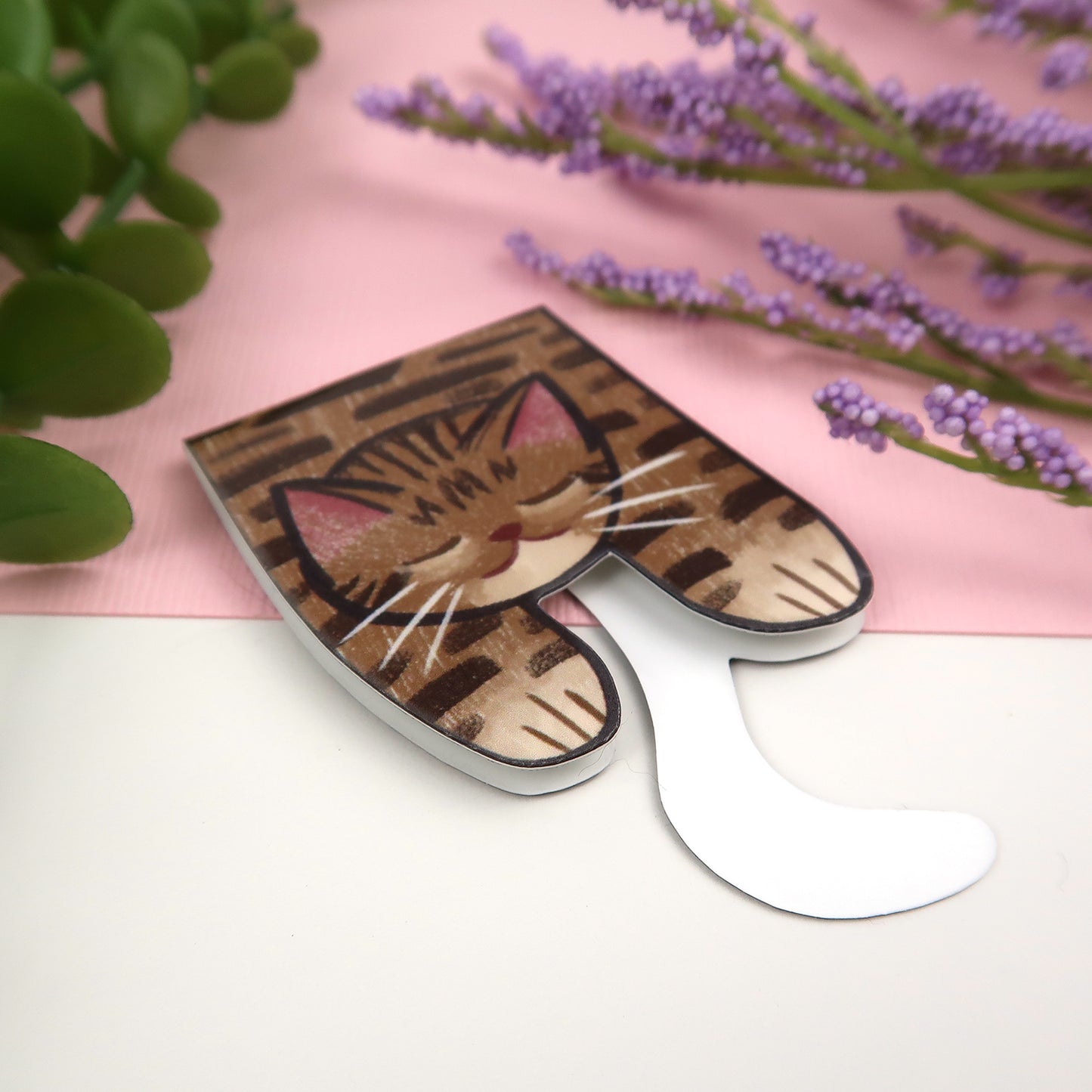 Brown and Black Tabby Cat Foldover - Magnetic Bookmark